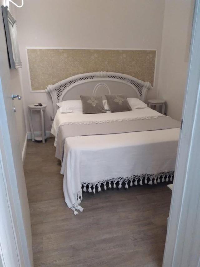 Bed and Breakfast Leodi Лечче Экстерьер фото